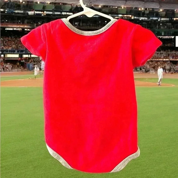 Majestic Authentic Washington Nationals 24mo red onesie. Discount w bundling! - Picture 3 of 3